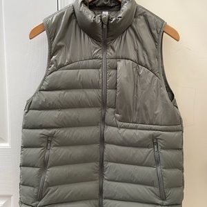 Lululemon puffer vest